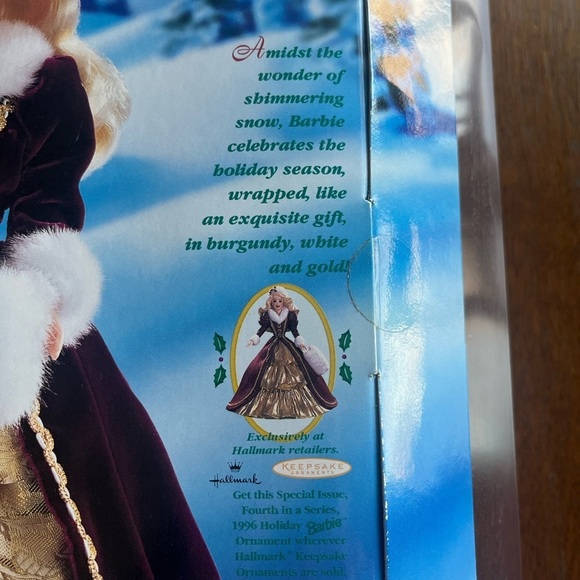 NIB Barbie Happy Holidays Special Edition Doll 1996 - Picture 3 of 8